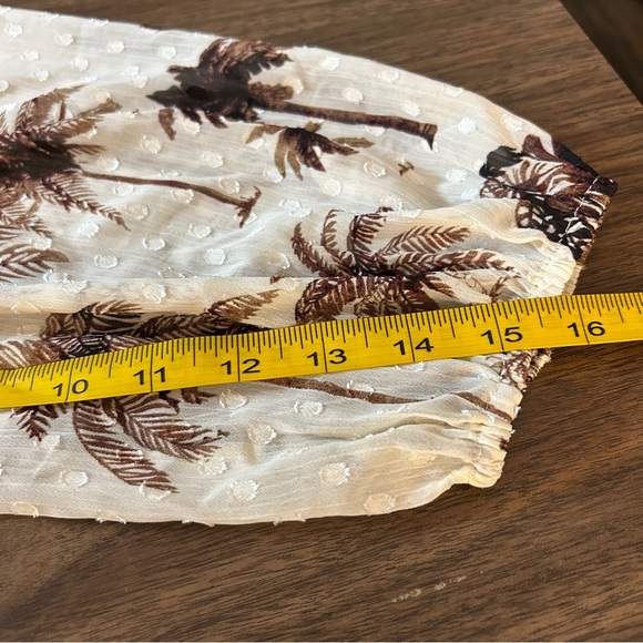 Joie Ivory and Chocolate Palm Print Blouse S - Picture 10 of 10